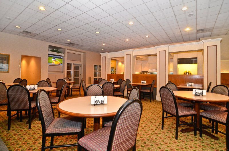 Best Western Gateway Adirondack Inn Ютика Экстерьер фото