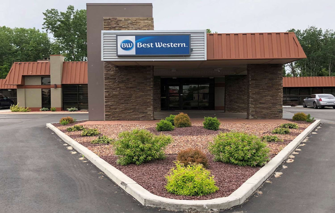 Best Western Gateway Adirondack Inn Ютика Экстерьер фото